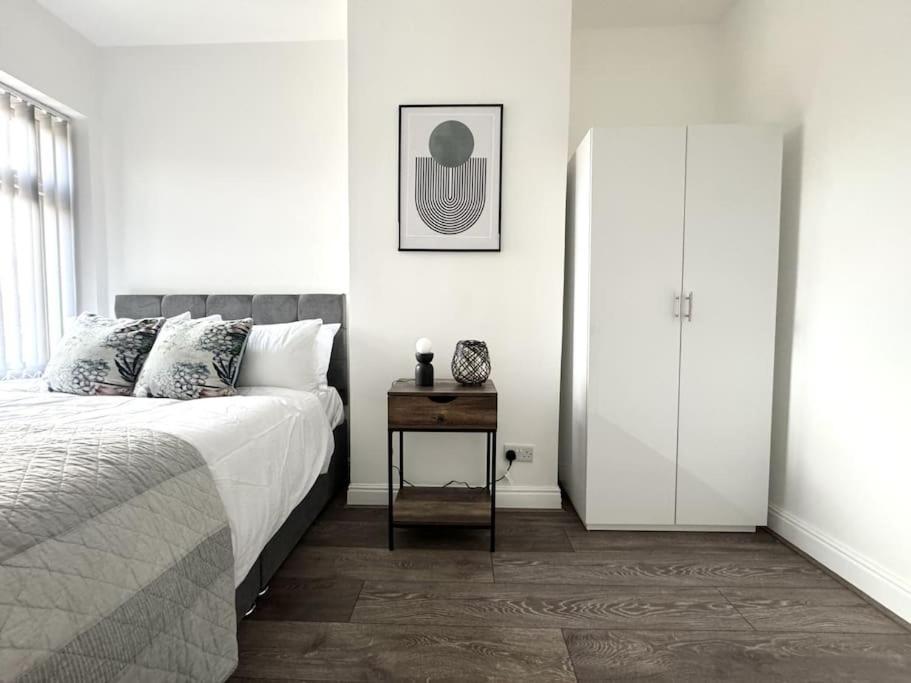 Stylish Home In York - Free Wifi & Parking - Close To Racecourse & City Centre Exterior foto